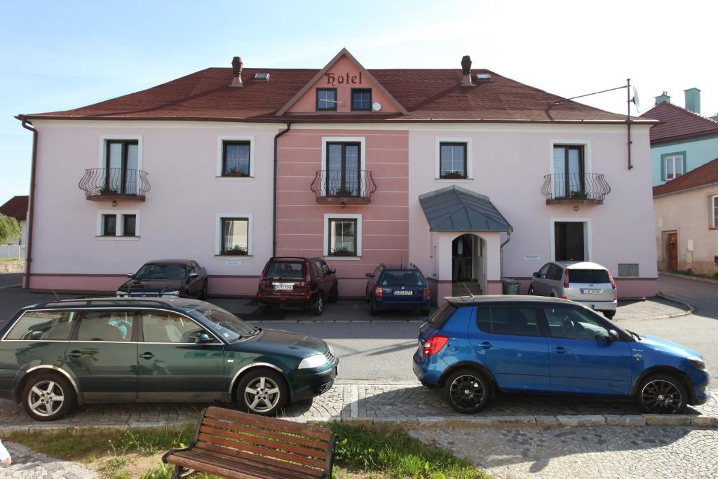 Hotel U Jiřího Humpolec Exterior foto